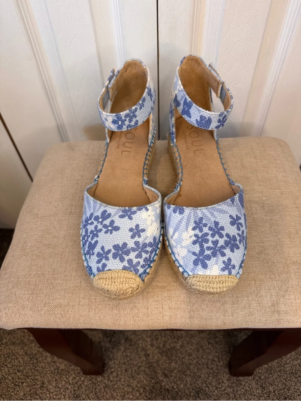 SOUL Naturalizer Women's Blue Floral Espadrille Wedge Ankle Velcro Sandals Sz 6W